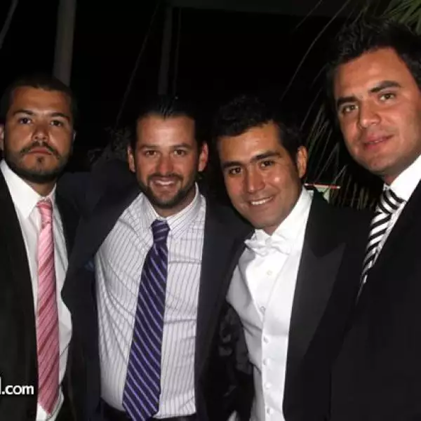 Oscar Cevallos,Adrián James,Arutro Hernández