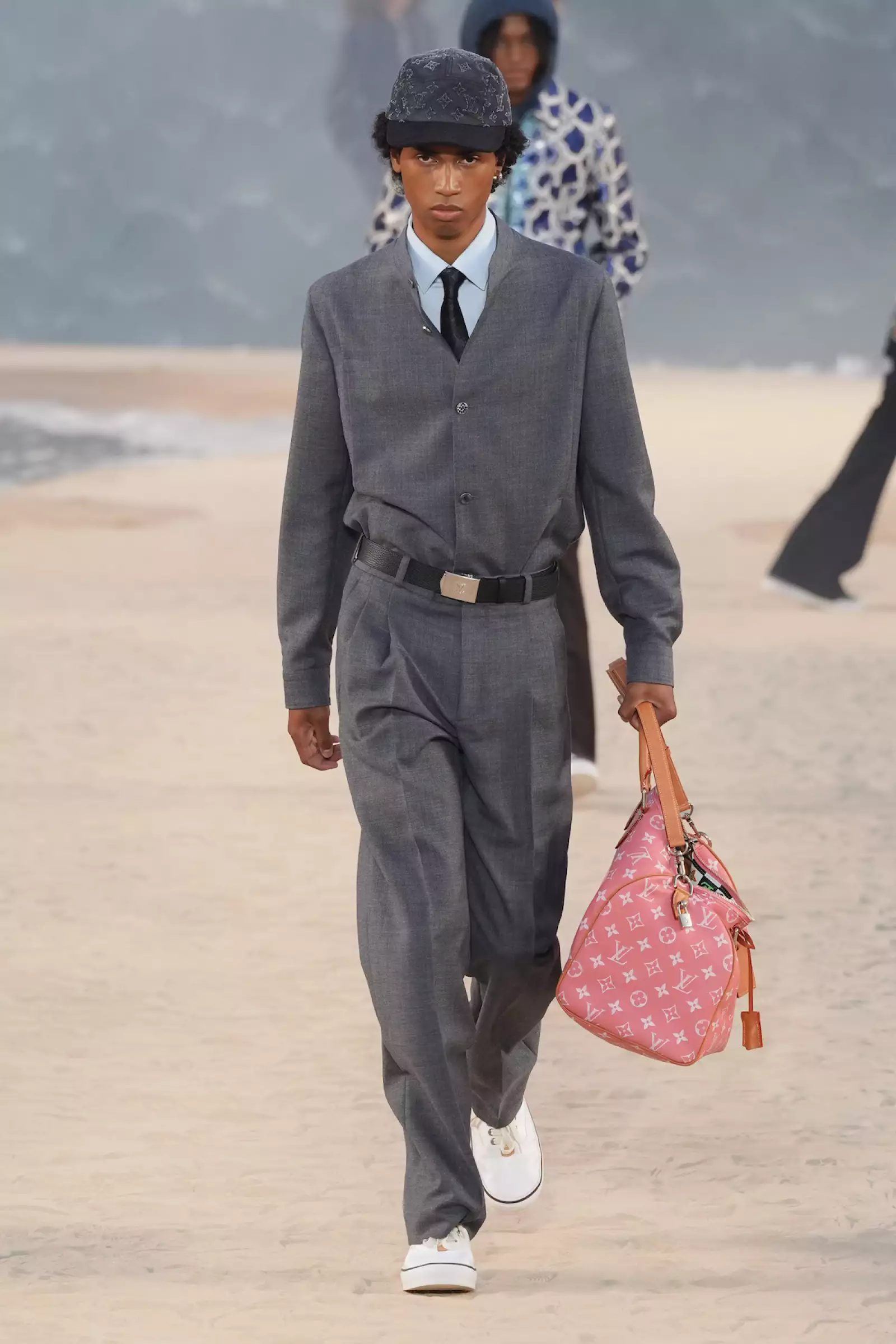 Vuitton m S27 008.jpg