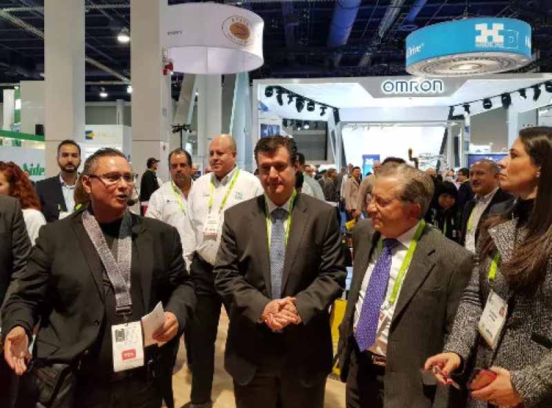 Pabell�n de M�xico en CES