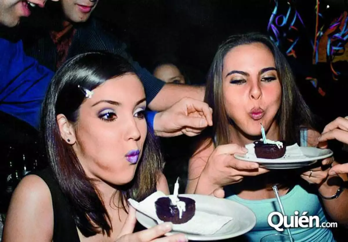 Karla Álvarez y Kate del Castillo en sus cumpleaños.
