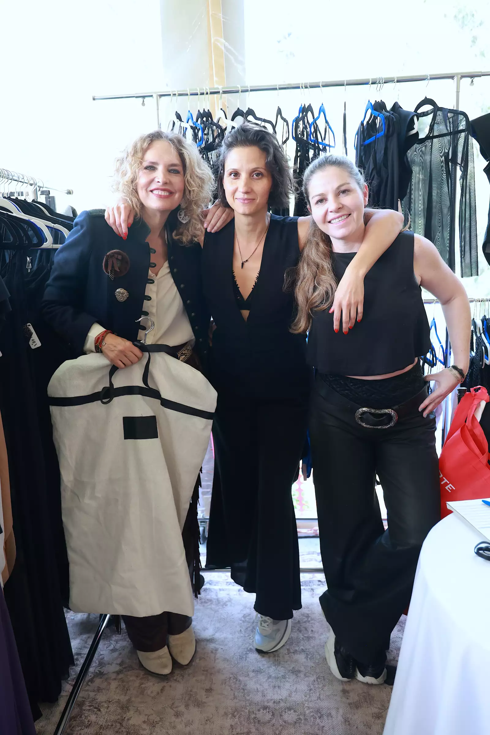 Ale Cordero, Suki Cohen y Catalina Landa 