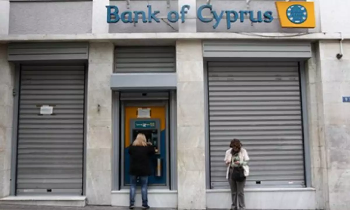 El CEO del Banco de Chipre, Yiannis Kypri podría unirse a otros directivos que podrían salir de esa institución. (Foto: AP)