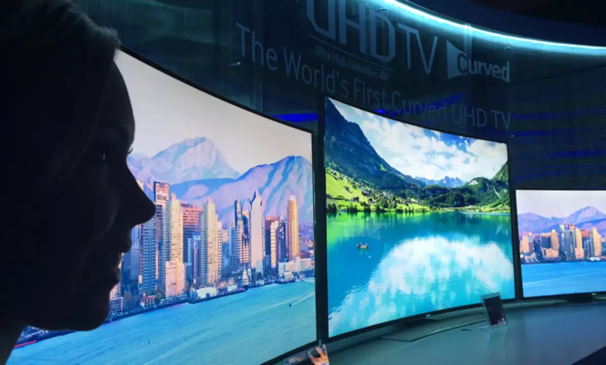 La compañía también presentó una serie de televisores con tecnología 4K, es decir, cuatro veces la alta definición, que representan su carta fuerte para 2014 en México.