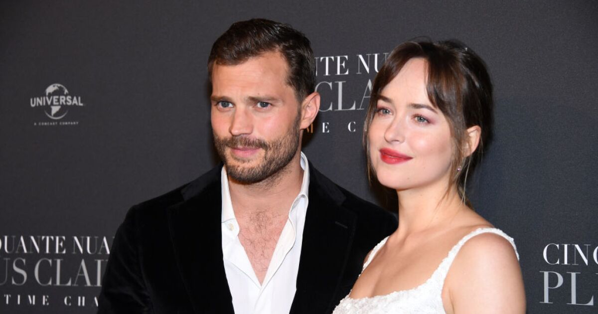 A Jamie Dornan le llegan fotos del "hijo que tuvo" con ...