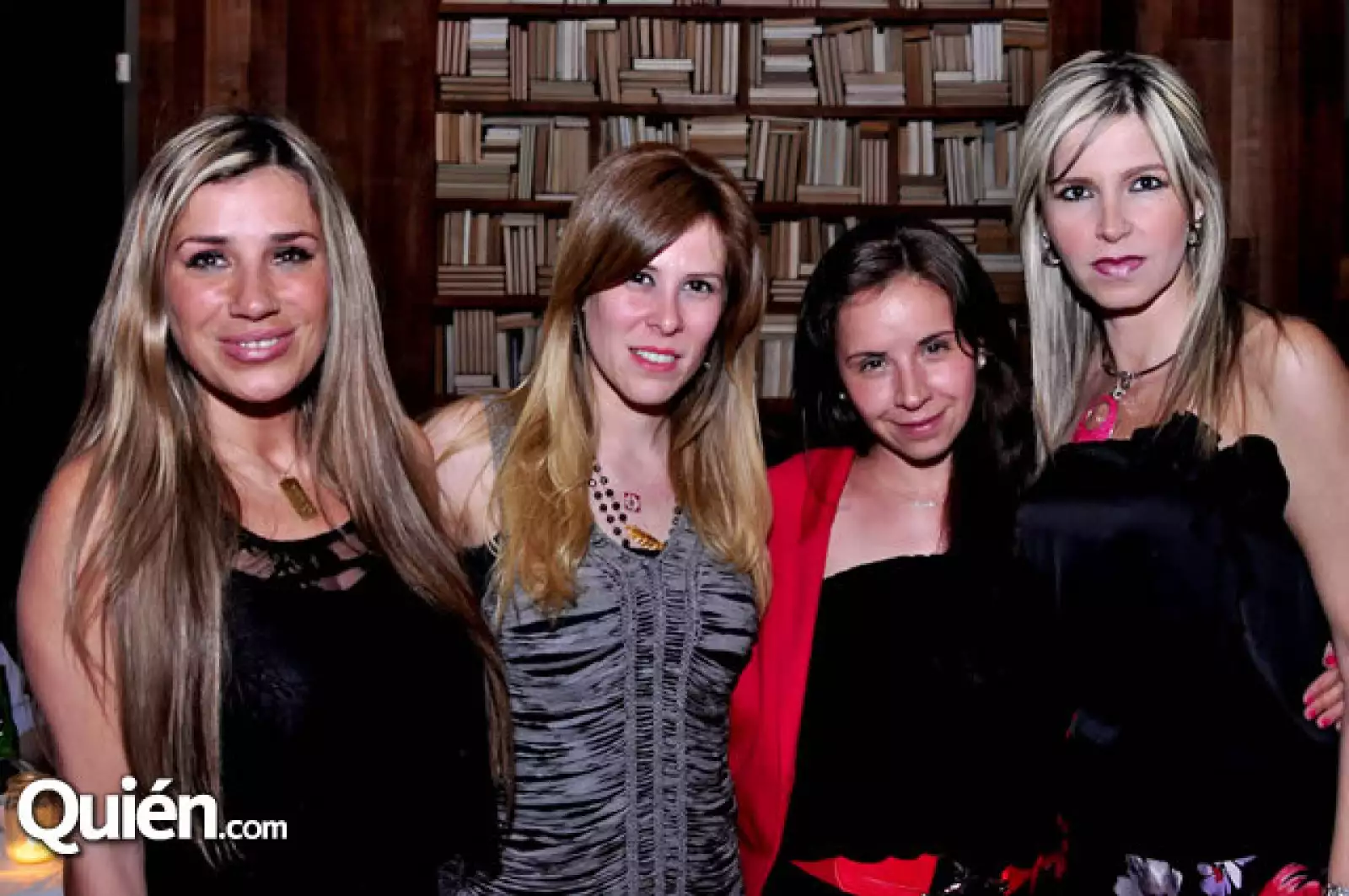 Nena Cavada,Mayela Garza,Gaby Leal de Guerra y Lizett Hanún