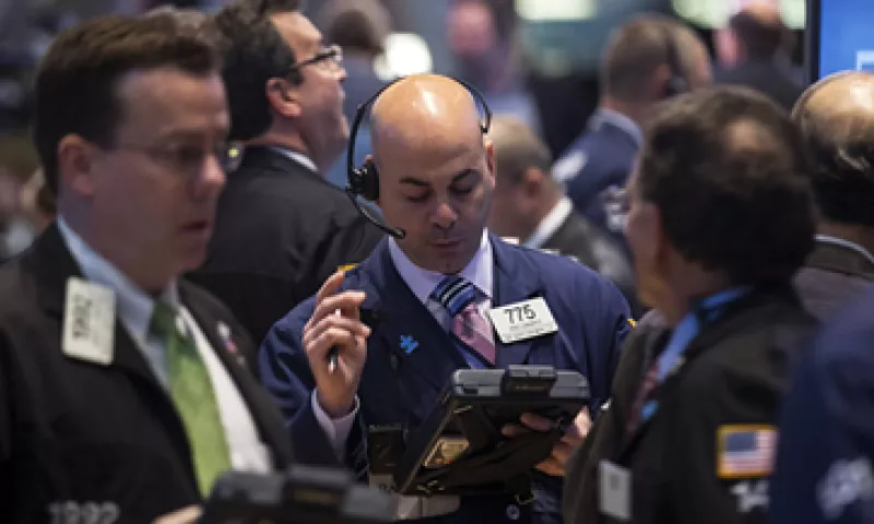 Pfizer dijo que trabaja en un acuerdo por adquirir a Astra Zeneca por 100,000 mdd. (Foto: Reuters)