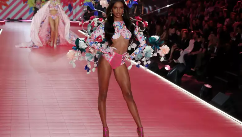 Victoria's Secret Fashion Show, Runway, New York, USA - 08 Nov 2018