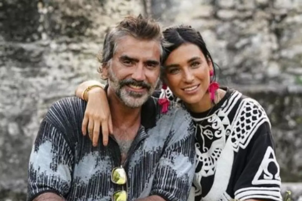 Alejandro Fernández y Karla Laveaga