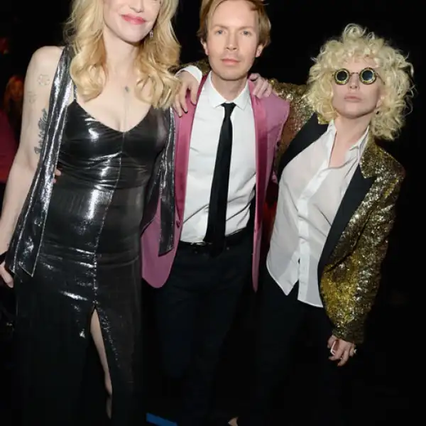 Artistas top: Coutney Love, Beck y Lady Gaga.