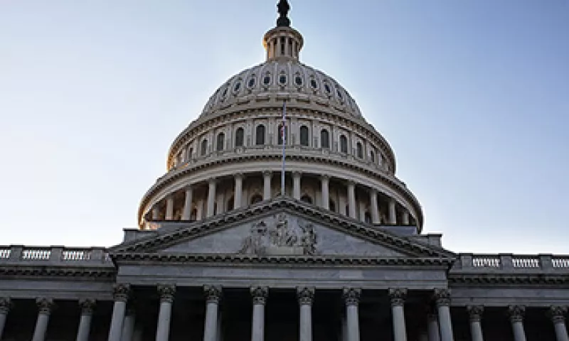Está por verse si el Congreso resolverá el precipicio fiscal y el techo de la deuda de un solo golpe. (Foto: Cortesía CNNMoney)