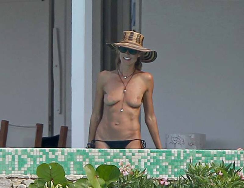 La modelo se dejó ver con toda la sexytud en St. Barths.