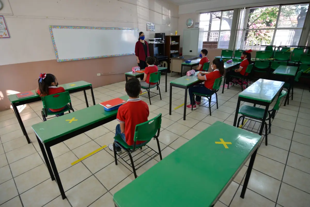 Mi Beca para Empezar está dirigida a alumnos de la CDMX de nivel primaria, preescolar y secundaria