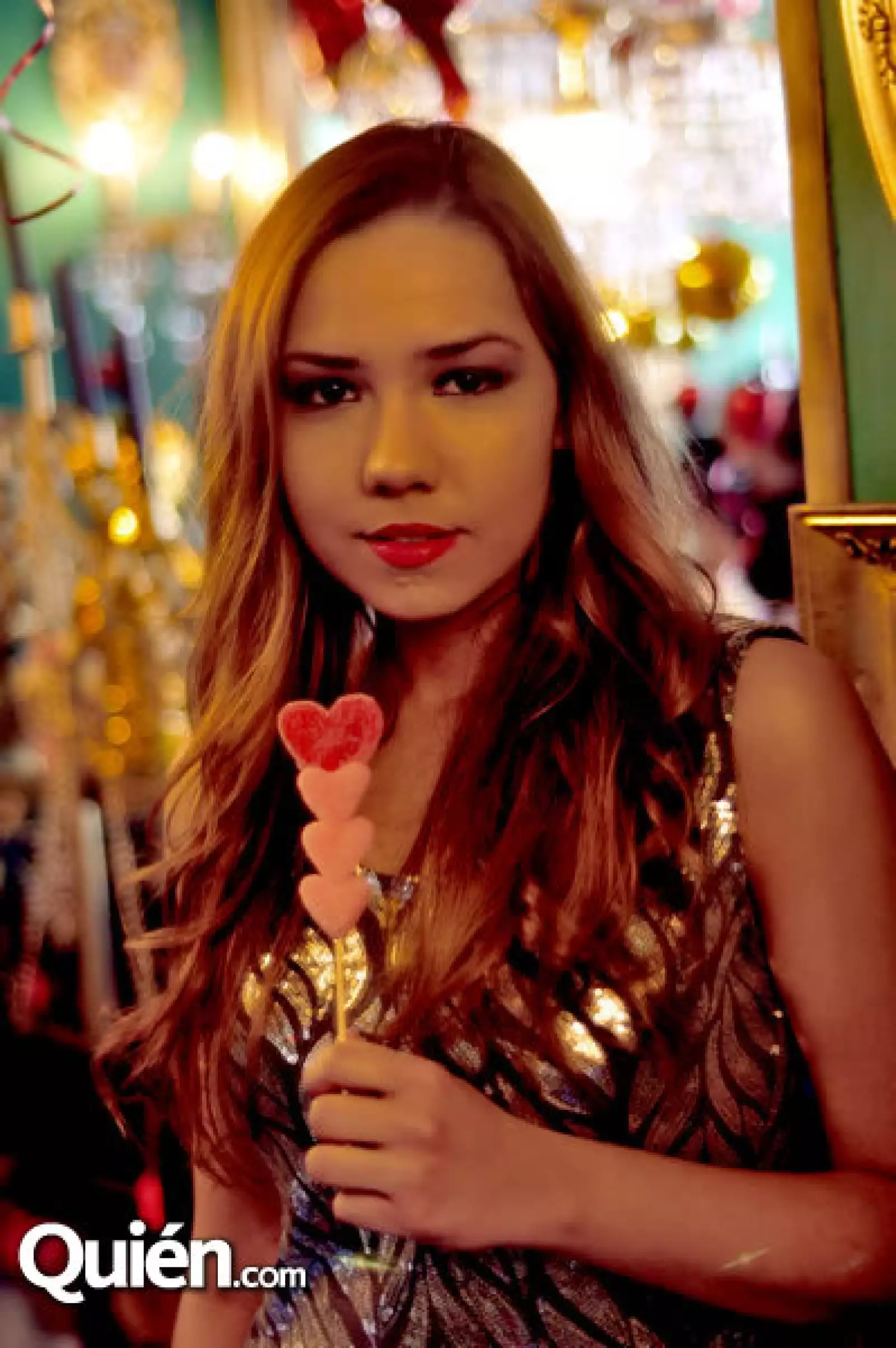 Fernanda Velasco en Hellove