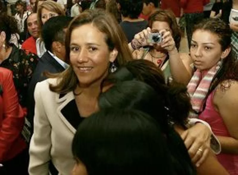 La primera dama asistió a una función de cine este viernes, dentro del marco del Festival Internacional de Cine de Morelia que será clausurado este domingo.