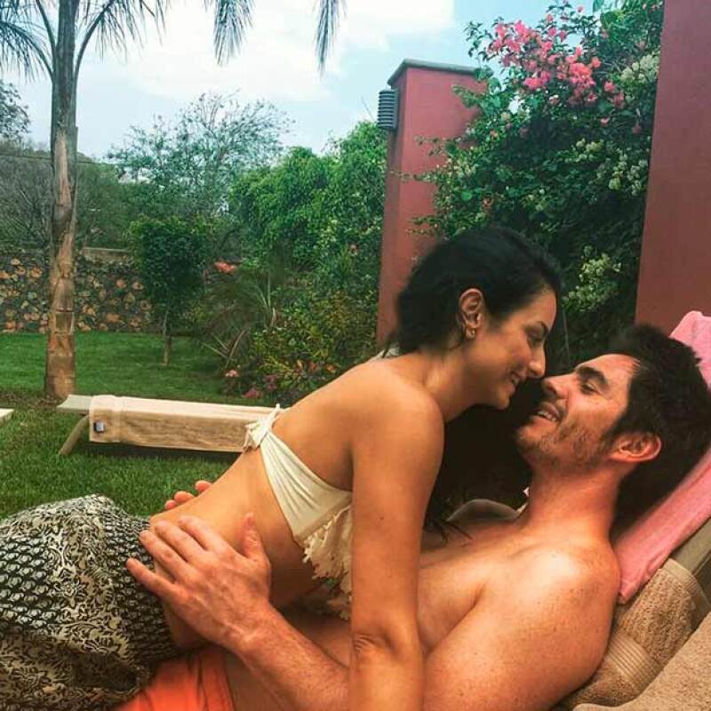 Aislinn Derbez y Mauricio Ochmann son una pareja muy pasional.