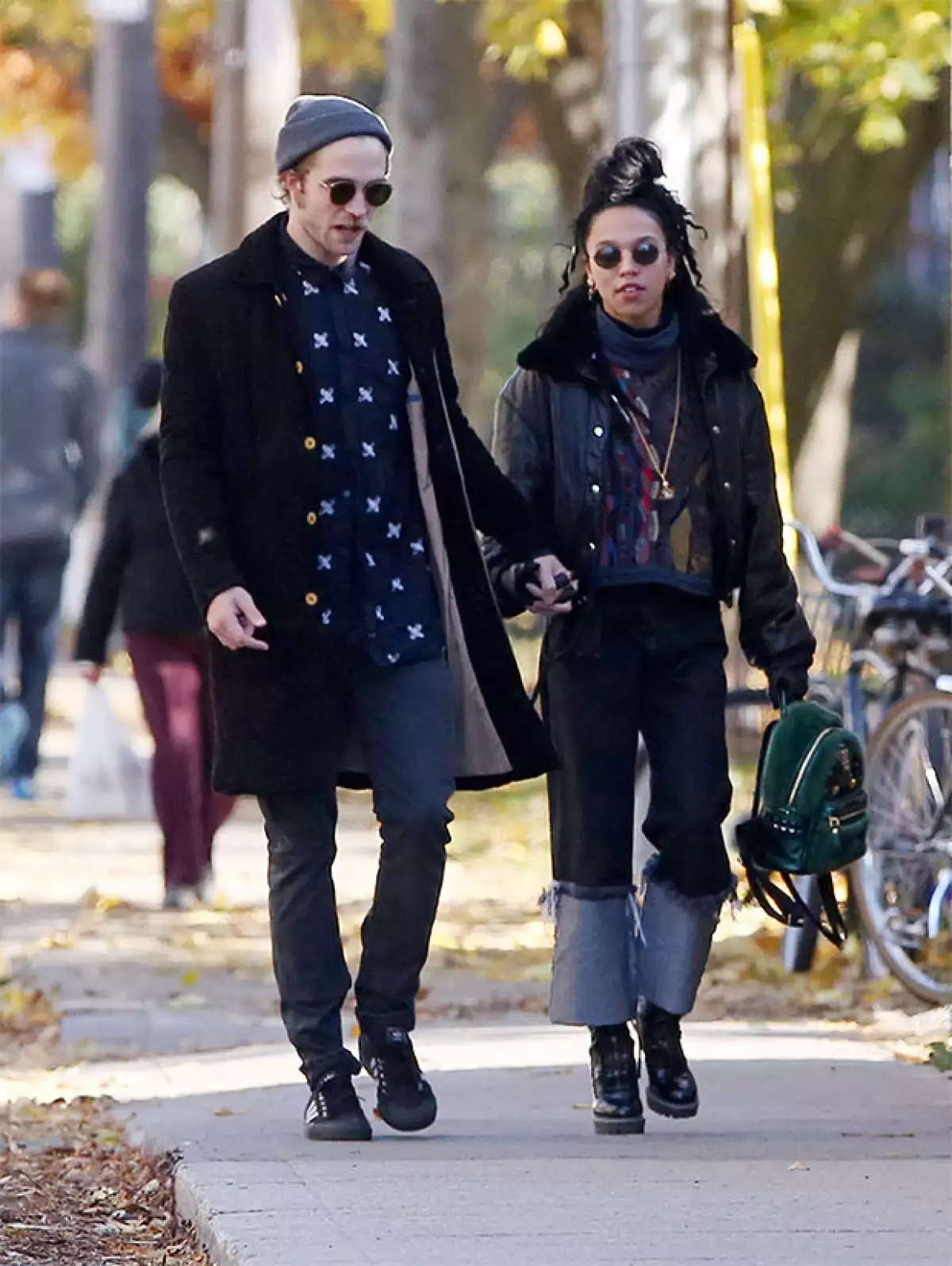 De acuerdo a People Magazine, la todavía pareja no se ha hablado en las últimas semanas, por lo que su futuro enlace podría estar en peligro.