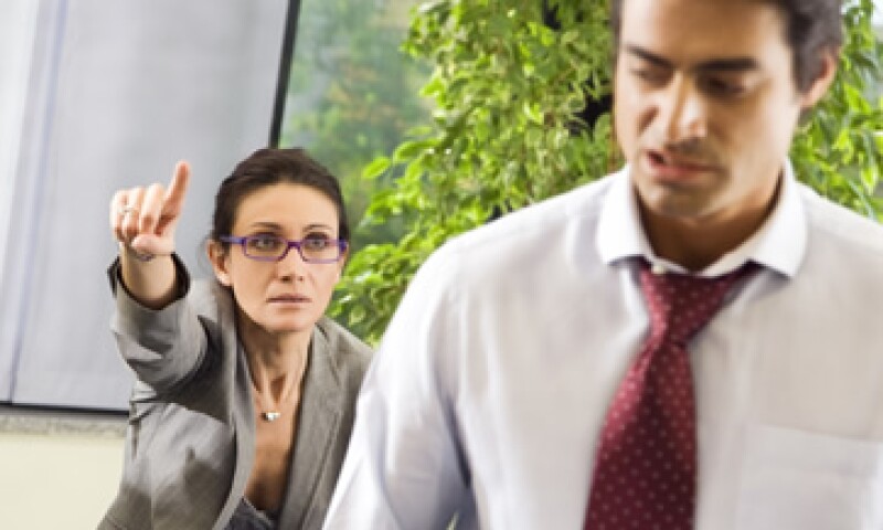 Si tienes una relación conflictiva con tu jefe, asumir responsabilidad de tus acciones la mejorará. (Foto: Photos to Go)