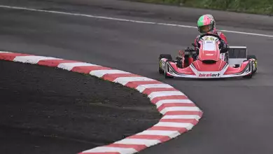 Con casco y sueños, jóvenes quieren convertirse en la primera mujer campeona de F1