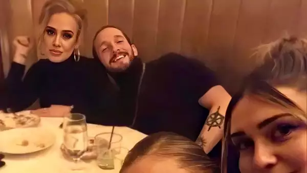 Adele, Jedidiah Jenkins, Lauren Paul y Nicole Richie