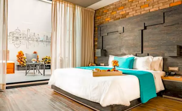 HOTEL PUNTO MX
