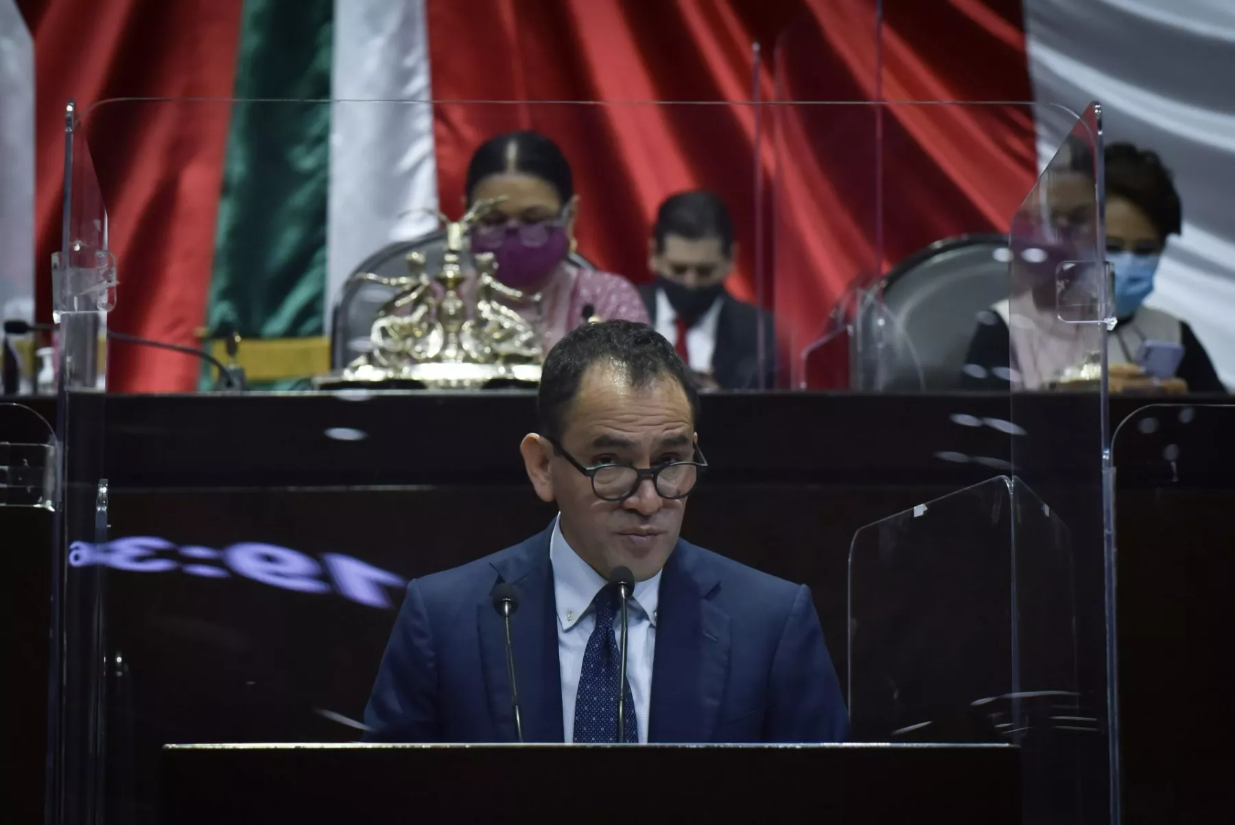 Arturo Herrera, secretario de Hacienda y Crédito Público, durante su comparecencia ante el pleno de la Cámara de Diputados en la que se somete a discusión el Segundo Informe de Gobierno Federal en materia económica y se de cuenta de las iniciativas del Paquete Económico para el Ejercicio Fiscal 2021.