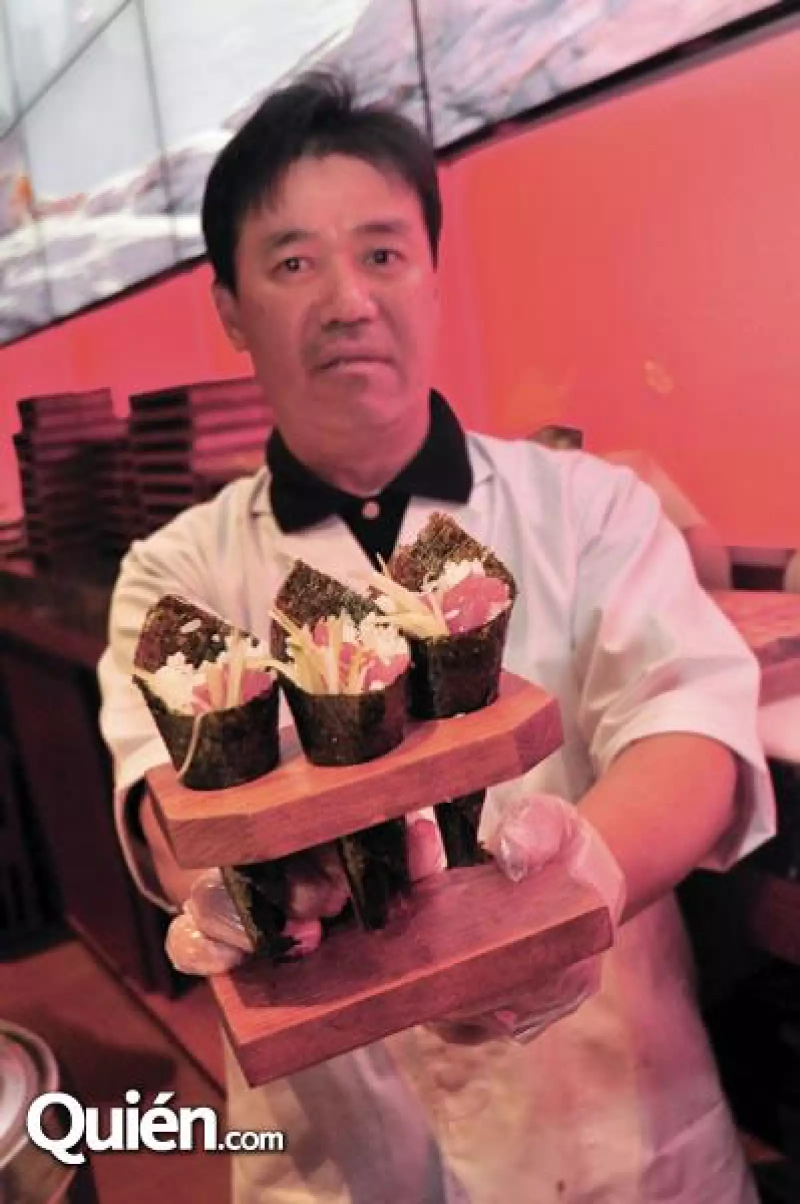 Chef Yoshiteru Lheda