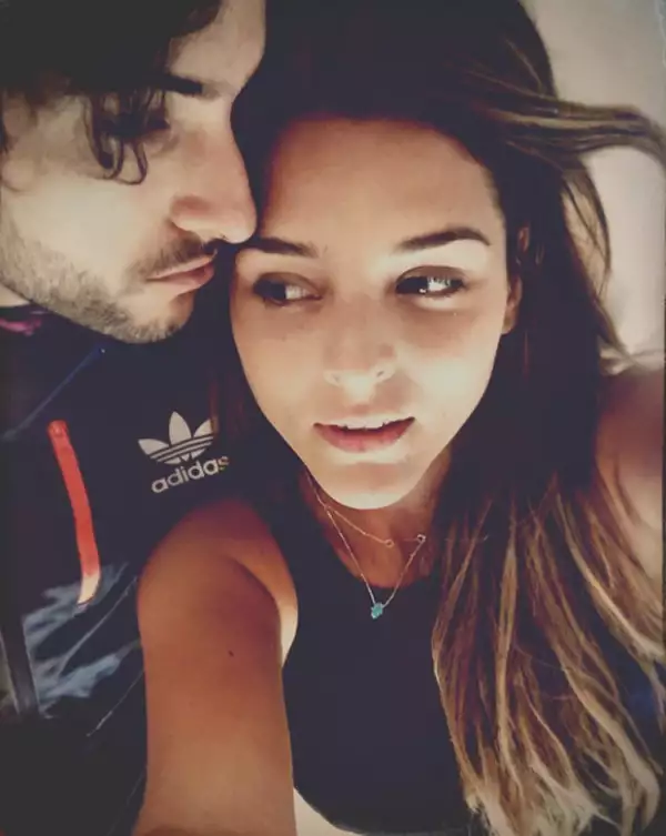 Juan Pablo Gil y Grettell Valdez comenzaron su historia de amor en julio.