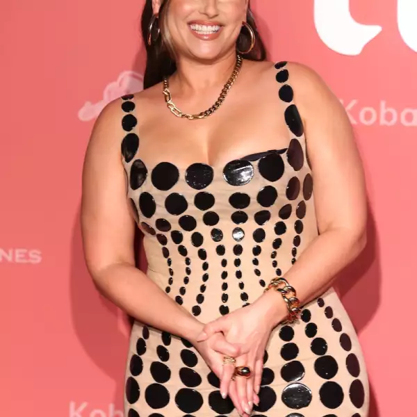 Nelly Furtado dice adiós a los escenarios tras meses de ataques por su aumento de pesos