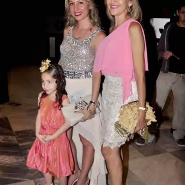 Vanessa Martínez,Vanessa Villarreal de Martínez y Mónica Buerón de Villarreal