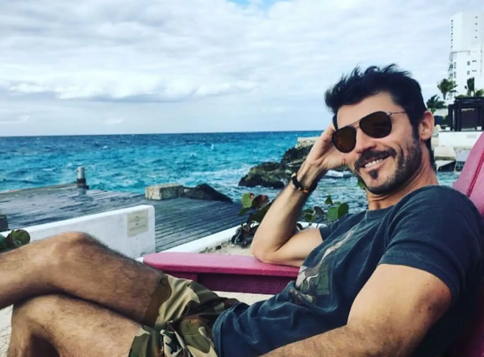 Desde Acapulco, nuestro Leo García disfrutando de uno de sus lugares favoritos.