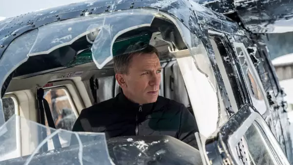 Daniel Craig