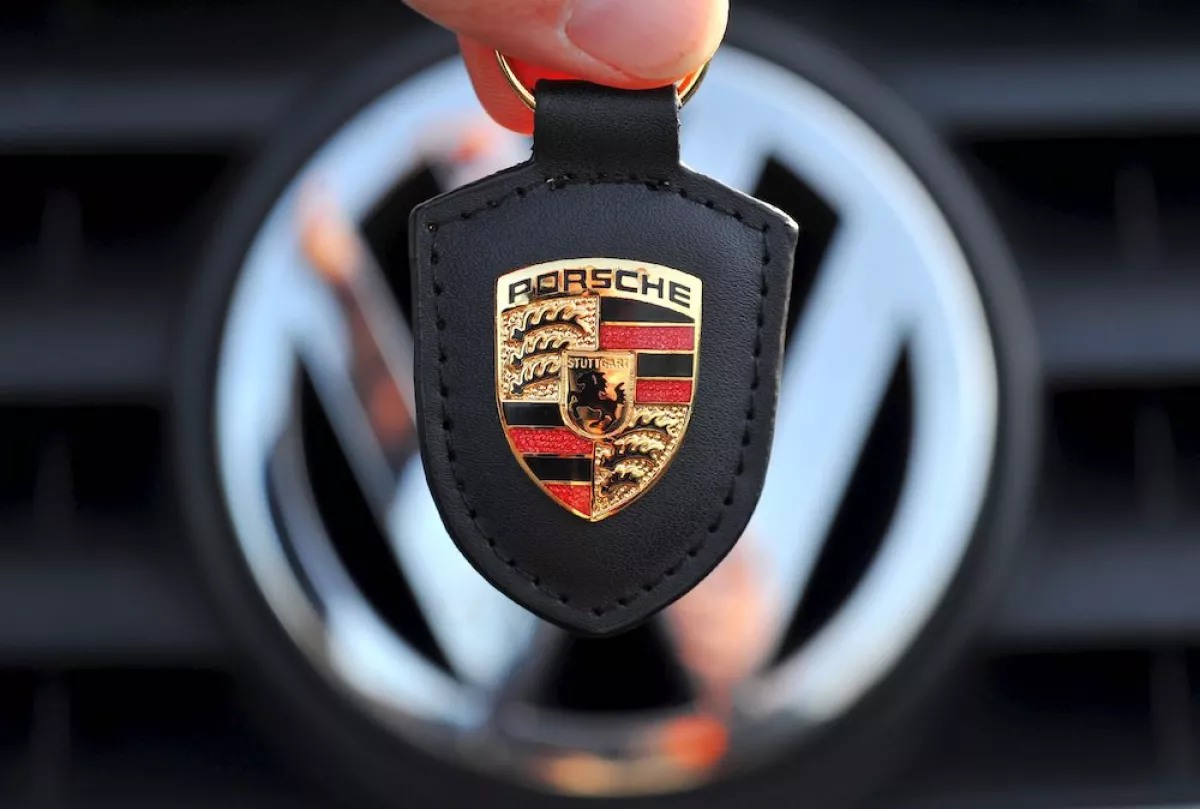 EL ”RGANO DE SUPERVISI”N DE VW APRUEBA CONTRATOS PARA LA INTEGRACI”N DE PORSCHE