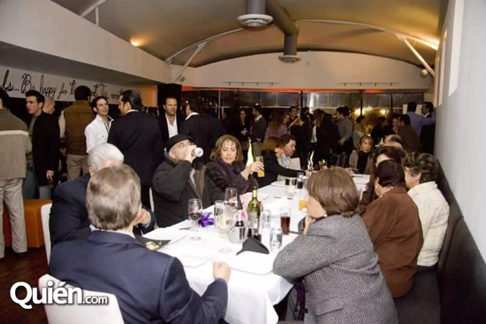 Inauguraci?esataurante Bar KOI