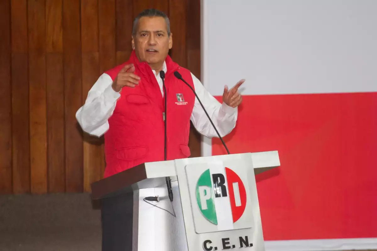 El dirigente nacional de tricolor aseguró que sus diputados revisarán el contenido del artículo para evitar una mala interpretación del mismo.