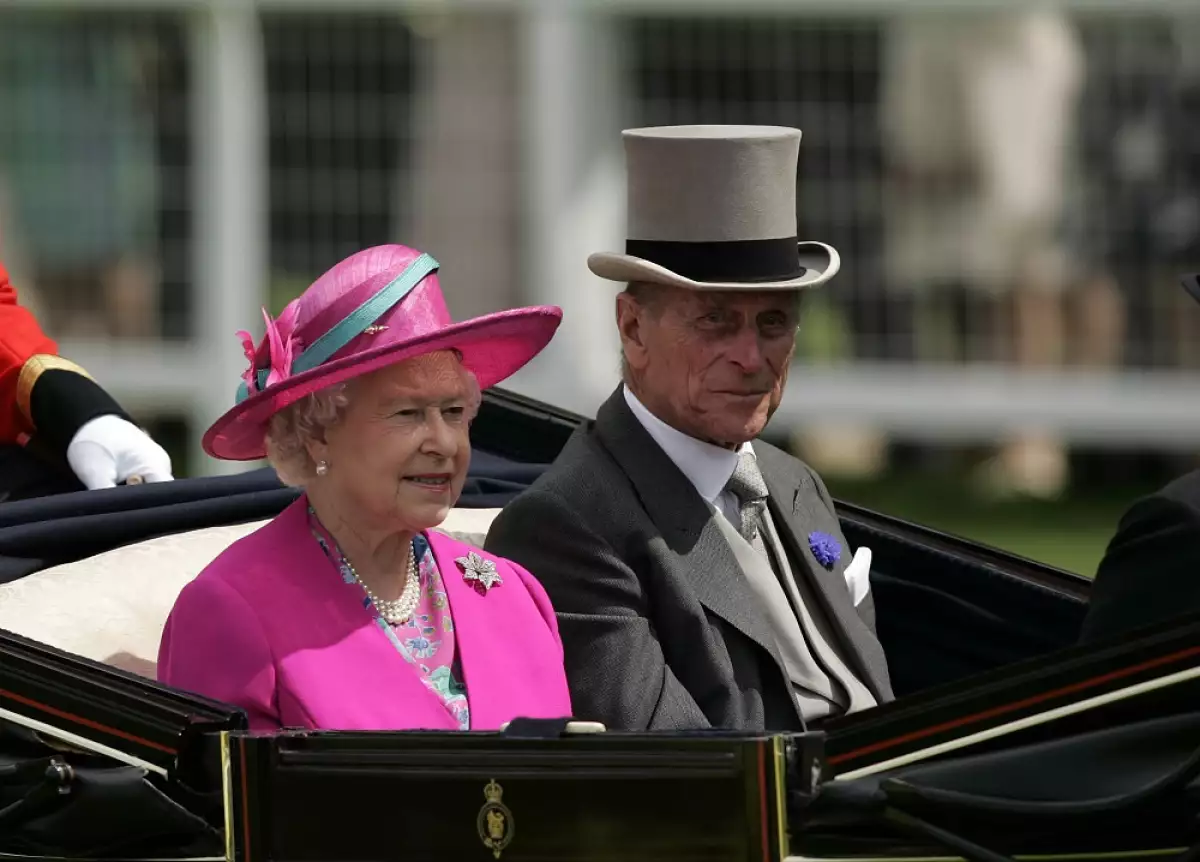 Reina Isabel II y el duque de Edimburgo
