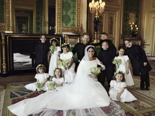 prince-harry-meghan-markle-portrait-2-1526913372