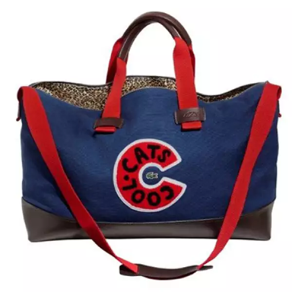 Cool Cats juega tanto con sus logos y sus gatos, así como con el cocodrilo de Lacoste para crear varios diseños frescos y divertidos.