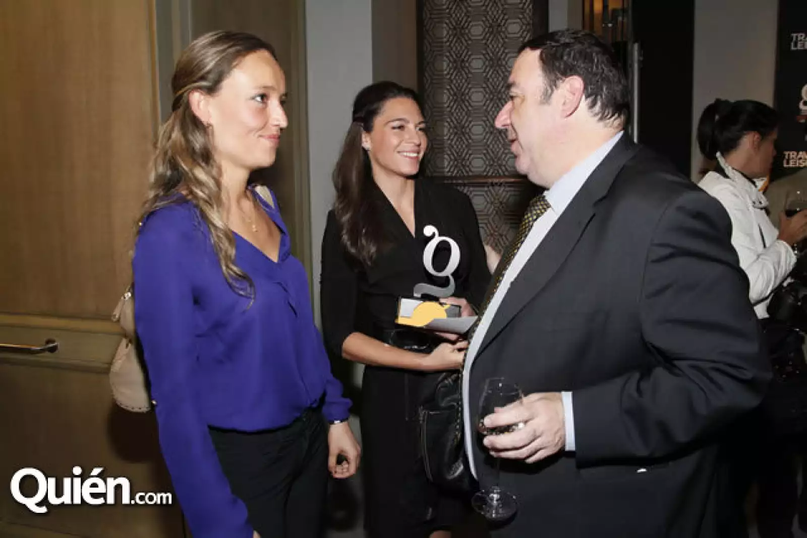 Joselyn Porras,Karen Wix y Pablo Baños