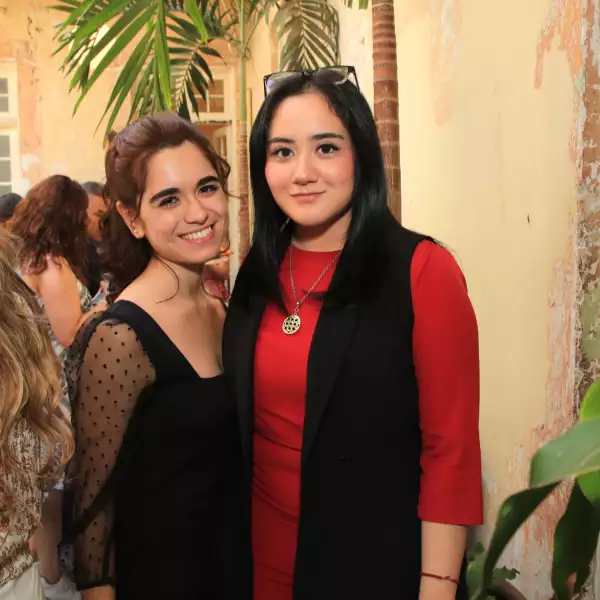 Romina Moheno y Abril Velasco 