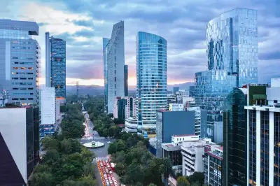 Edificios de oficinas ubicados en la avenida Reforma de la Ciudad de México. 
