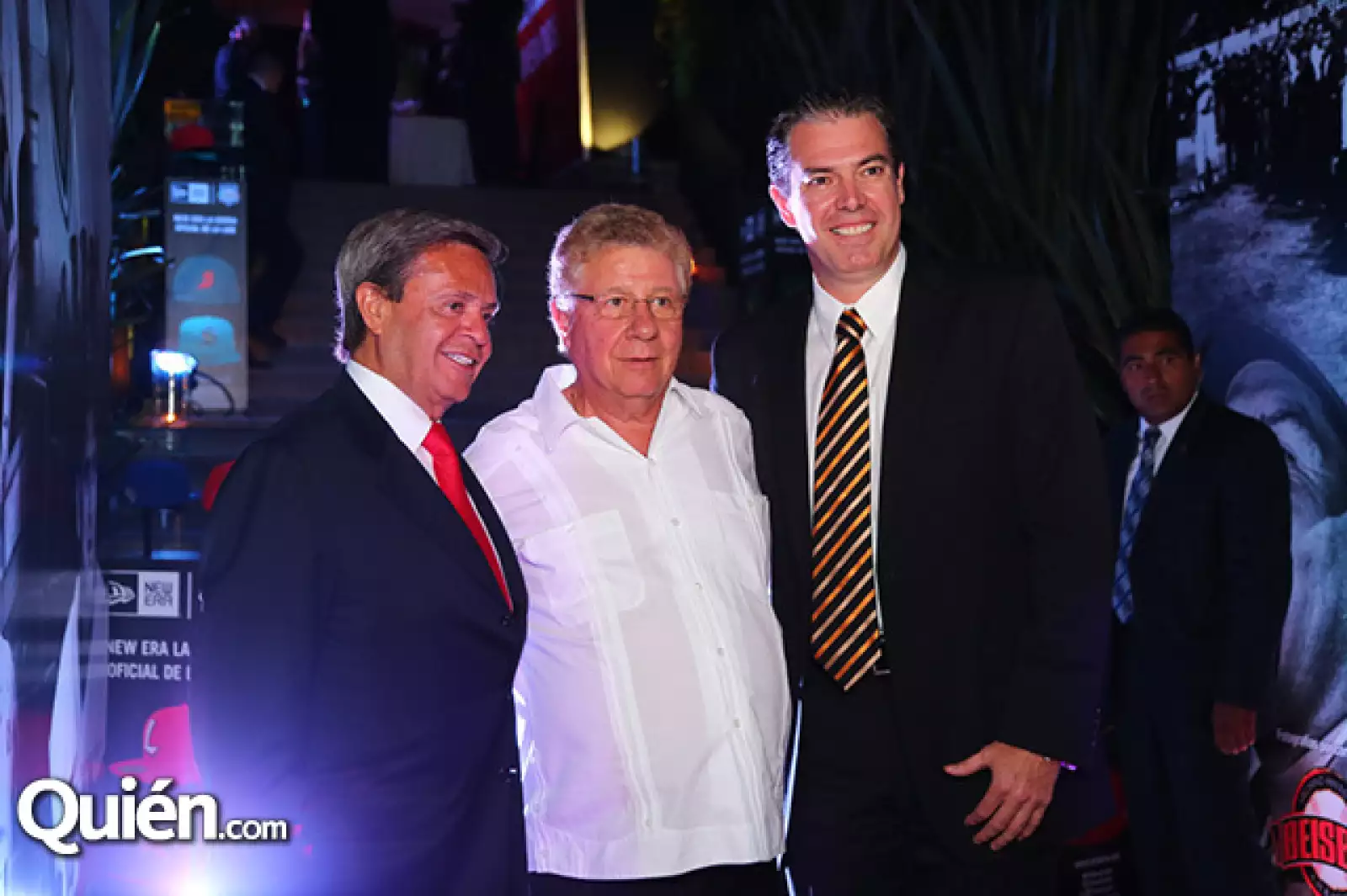 Carlos Peralta, Carlos Alazraki y Roquet Valdés