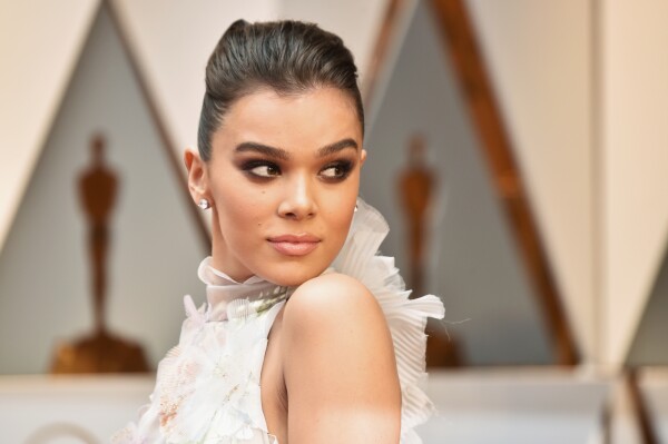 Hailee Steinfeld
