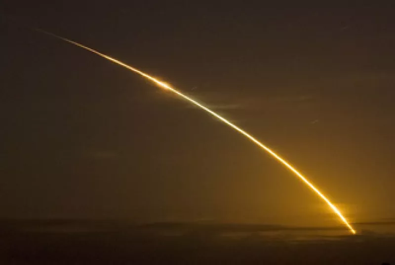 La primera caminata espacial del Discovery presentó algunos incidentes que fueron superados sin repercusiones. En la foto, el despegue de la nave, el sábado 29 de agosto. (Foto: AP)