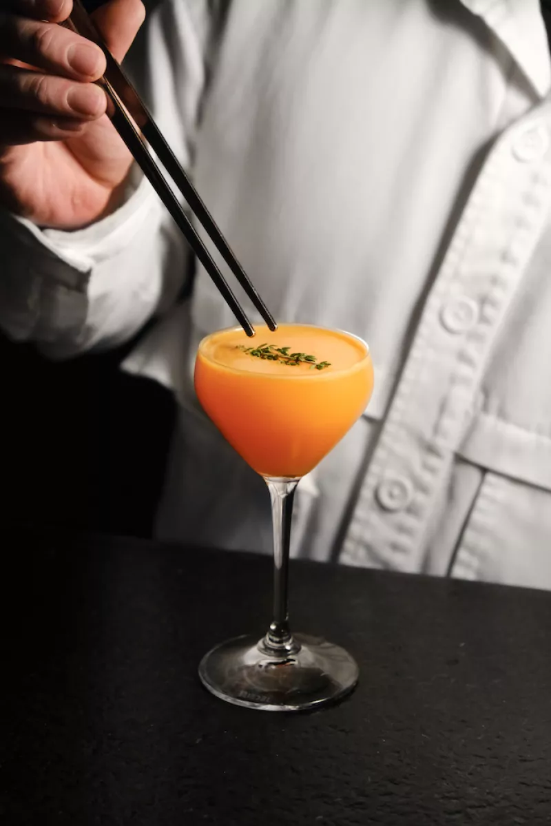 Bar 686