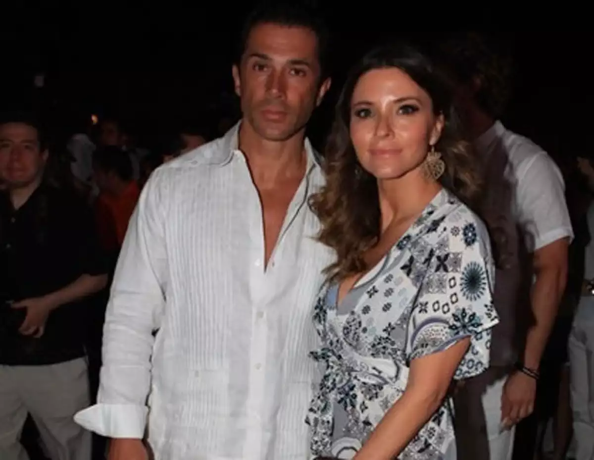 Sergio Mayer e Isabella Camil llevan poco más de siete años juntos.