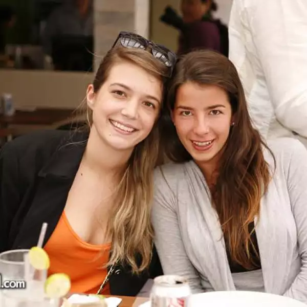 Anna Mcintosh,Paola Reyner