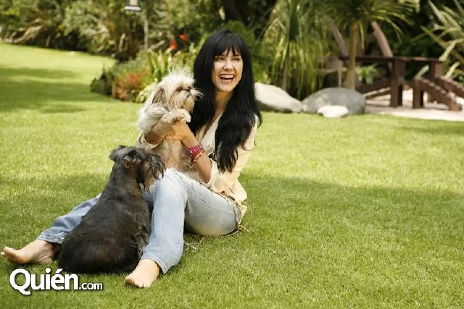 Puedo decir que como mujer sí me siento totalmente plena, pero como mexicana no la verdad, me asusta la época que estamos viviendo y siento que no hemos hecho lo suficiente para despertar a México, finalizó Susana Zabaleta.