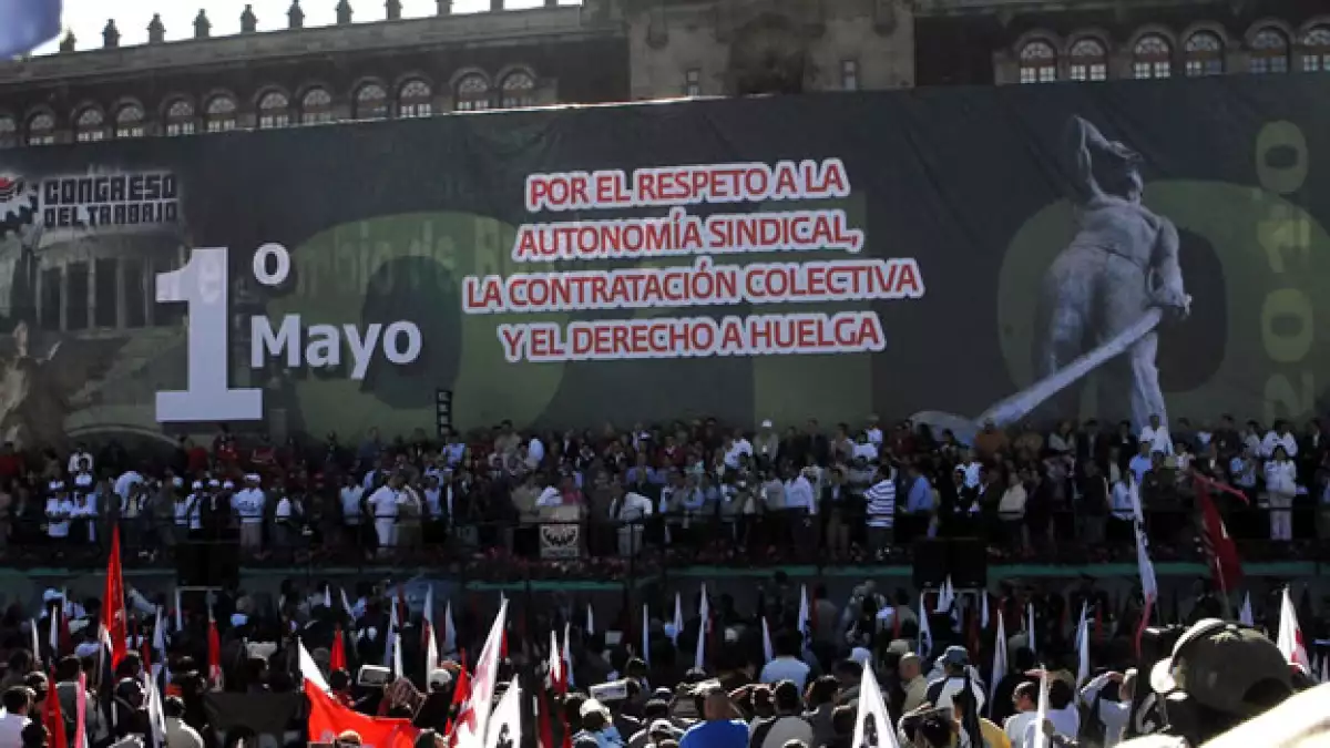 Marcha del 1 de mayo en el zócalo del Distrito Federal