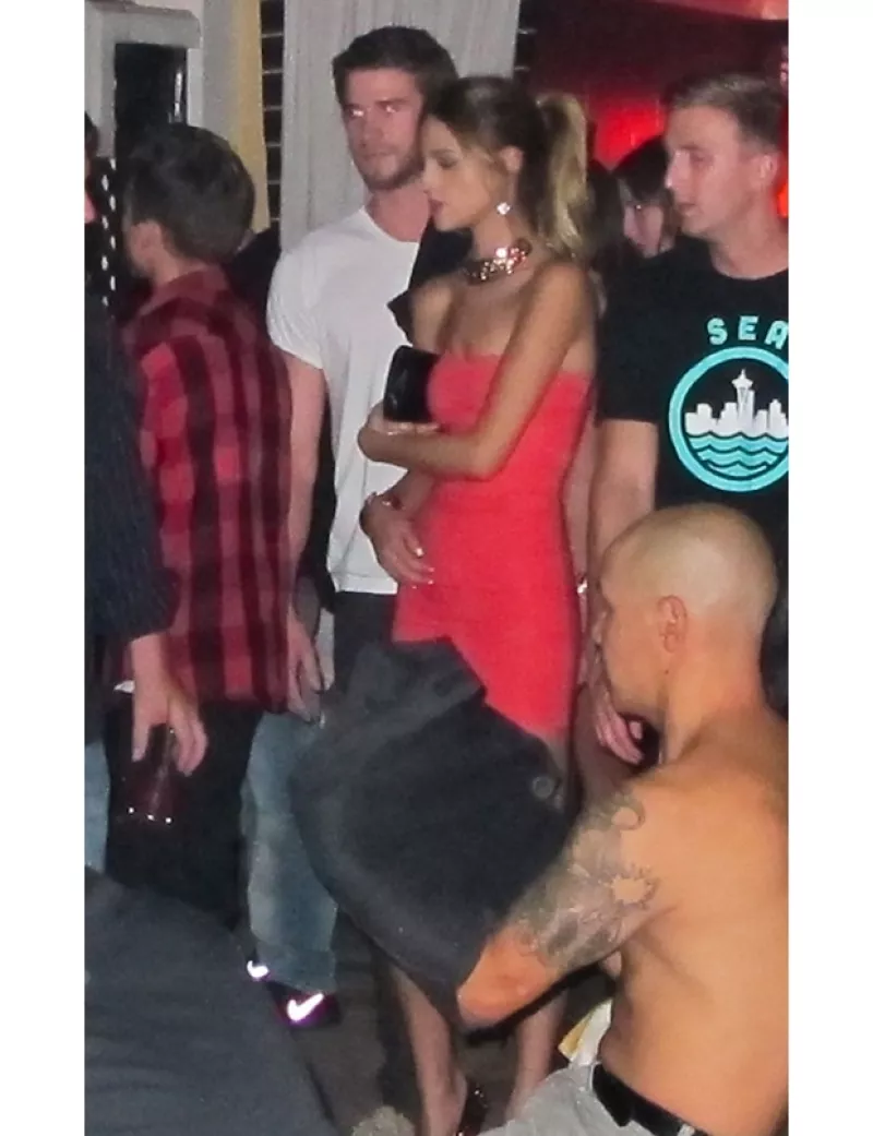 El director editorial de Quién.com nos cuestionó el porqué de las fuertes reacciones ante la noticia del romance de Eiza y Liam. Analizamos qué es lo que está sucediendo y ésta es la conclusión