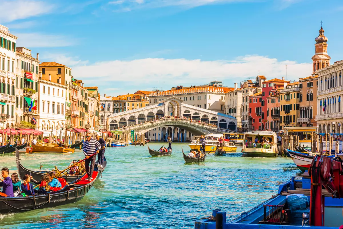 veneciaentrada-visitantes